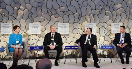 Давос: Ильхам Алиев принял участие в сессии «Развитие инициативы «Один пояс, один путь»: взгляд Китая на триллион долларов»