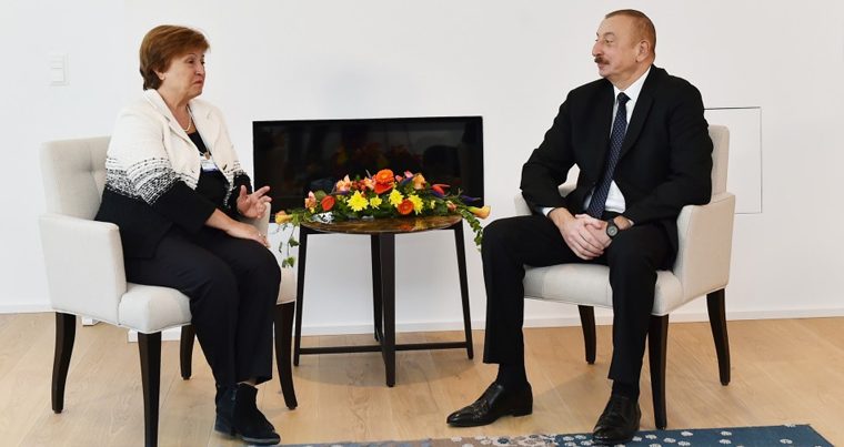 Давос: Ильхам Алиев встретился с гендиректором «ВБ»