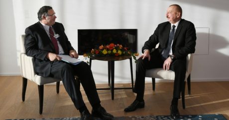 Давос: Ильхам Алиев встретился с гендиректором «Total»