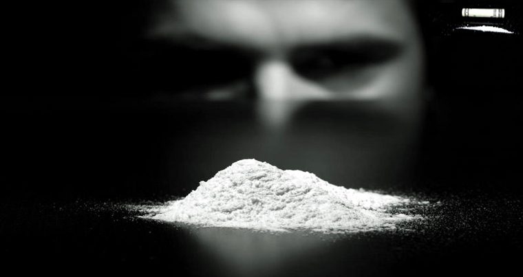 Боливиец пытался ввезти на территорию Азербайджана более 2 кг кокаина