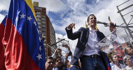 Страны ЕС признали Гуайдо временным президентом Венесуэлы