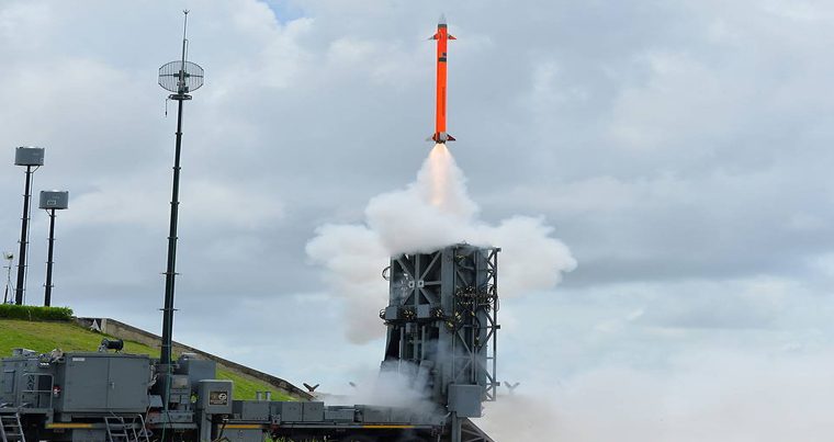 Индия успешно испытала израильскую ПРО «Барак-8»
