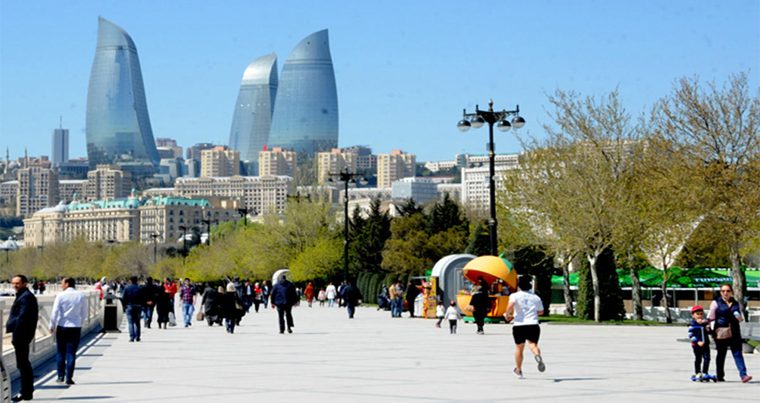 Поток туристов в Азербайджан увеличился