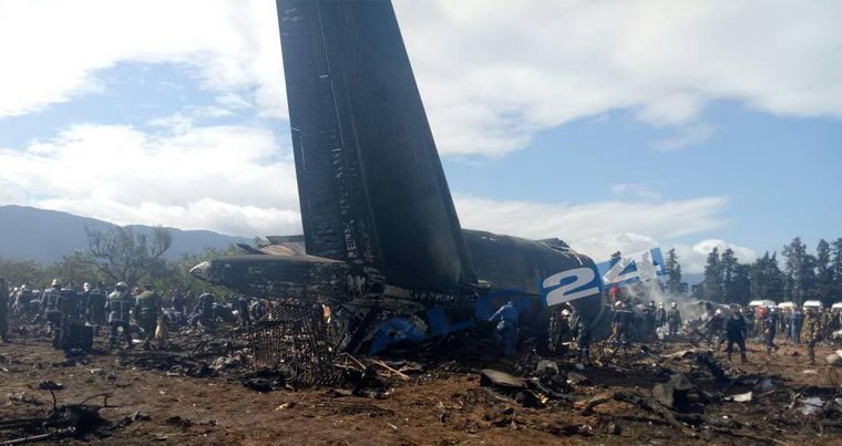 В Алжире упал военный самолет, погибли два пилота