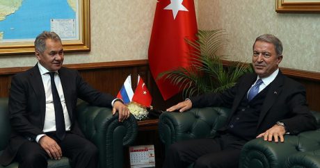 В Анкаре прошли переговоры глав оборонных ведомств Турции и России — Фото