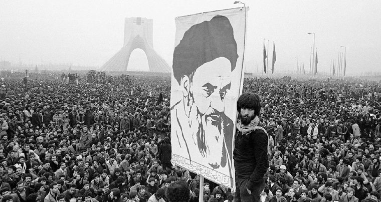 Иран отмечает 40-ю годовщину революции — Фото+ВИДЕО