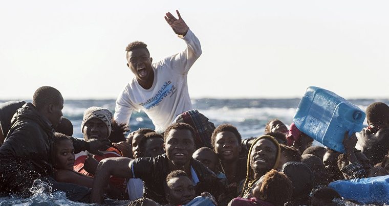 Более 40 нелегальных мигрантов погибли в море Альборан