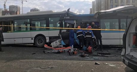 В Казахстане столкнулись три автобуса: десятки пострадавших
