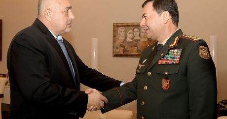 Начальник генштаба ВС Азербайджана встретился с премьер-министром Болгарии
