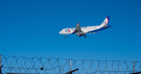 Российский самолет экстренно посадили из-за записки о бомбе