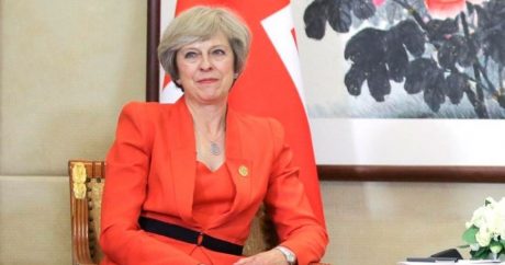 Мэй лишилась поддержки почти всего кабинета министров из-за Brexit