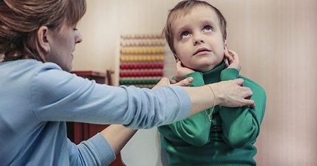 В Азербайджане поднят вопрос о реабилитационных центрах для детей-аутистов