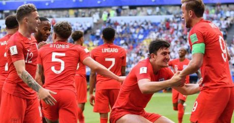 Хет-трик Стерлинга помог сборной Англии разгромить команду Чехии в матче отбора ЧЕ-2020