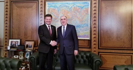 Эльмар Мамедъяров встретился с действующим председателем ОБСЕ