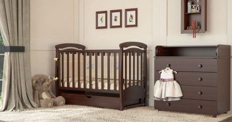 Как выбрать кроватку для новорождённого малыша?