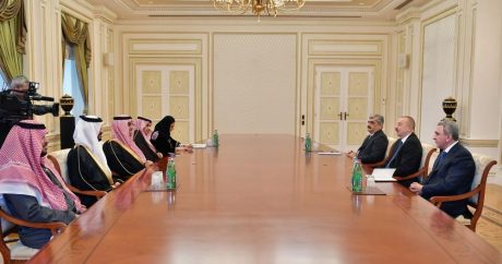 Президент Ильхам Алиев принял делегацию во главе с председателем Главного инвестагентства Саудовской Аравии