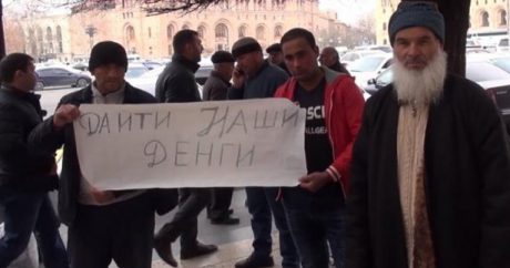 Армяне кинули таджиков — Видео