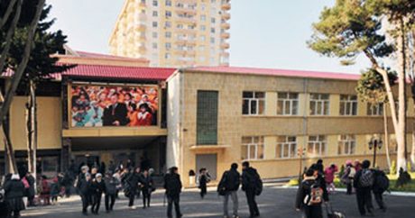 В Азербайджане школы смогут заниматься предпринимательством