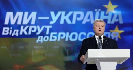 Олеся Яхно: «Нападки кремлевской пропаганды на Порошенко все больше поднимает его рейтинг»