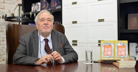 В Баку прошла встреча с известным турецким историком Ильбером Ортайлы – ФОТО