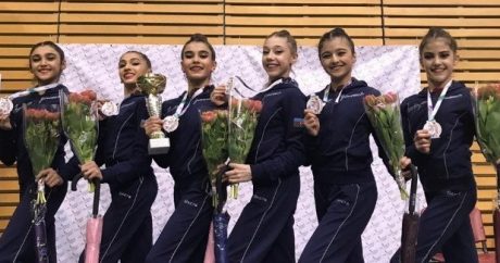 Сборная Азербайджана по художественной гимнастике возвращается из Польши с 5-ю медалями