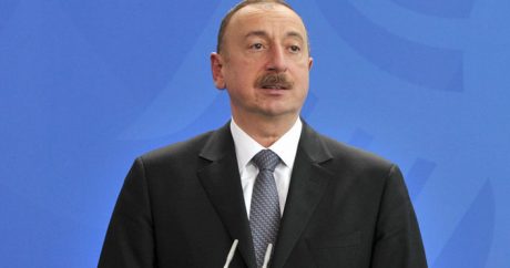 Президент Алиев поздравил православную общину Азербайджана