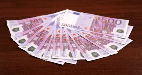 В Евросоюзе прекратили выпуск банкнот по €500