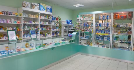 В Баку из аптеки украли 60 тыс. манатов