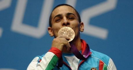 Азербайджанский спортсмен вернул олимпийскую медаль