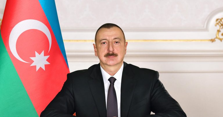 Президент Ильхам Алиев подписал указ об обеспечении деятельности Центра анализа международных отношений