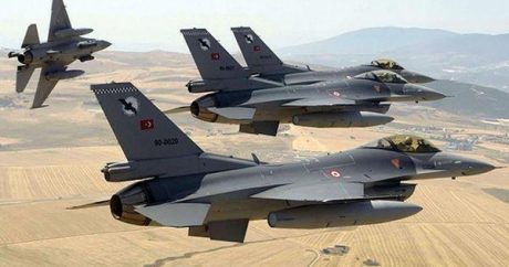 ВВС Турции провели операции в трех районах Ирака