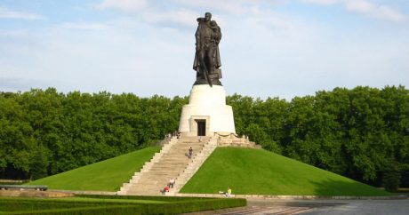 Власти Германии выделят более €9 млн на мемориалы советским солдатам