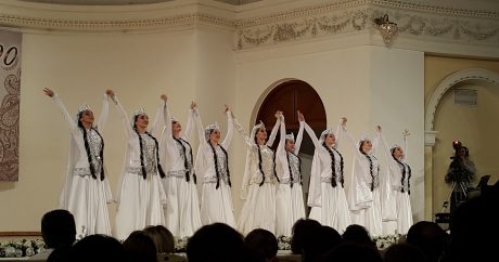 Tанец «Ag Çiçəyim» на музыку Эмина Сабитоглу