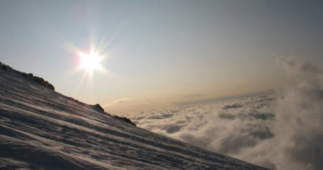 Покоривший вершины семи континентов американец погиб, спускаясь с Эвереста