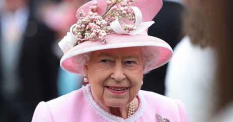 Елизавета II заработала почти $10 млн на своей любви к скачкам