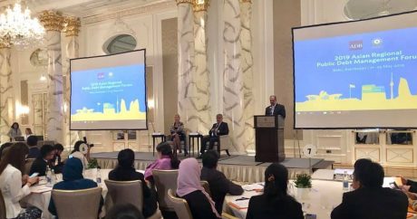 В Баку проходит «Азиатский региональный форум по управлению госдолгом»