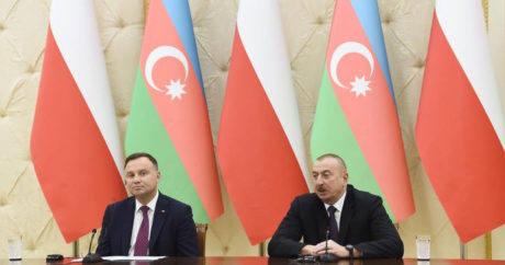 Президенты Азербайджана и Польши выступили с заявлениями для прессы