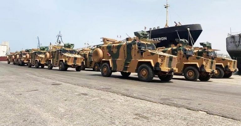 Турция поставила крупную партию оружия и военной техники Ливии — Фото+Видео