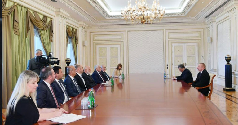 Президент Ильхам Алиев принял делегацию Великого национального собрания Турции