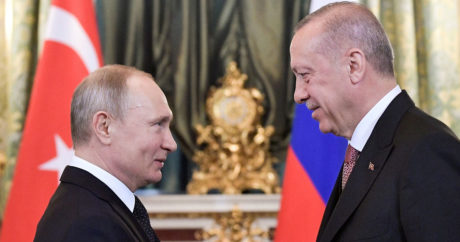 Путин и Эрдоган провели беседу «на ногах»