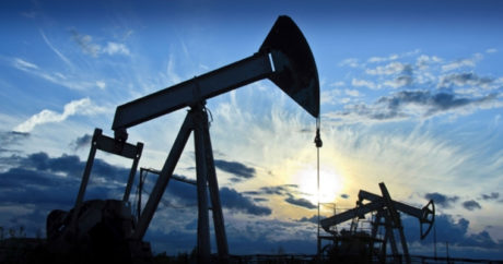 Цена нефти Brent упала ниже $62