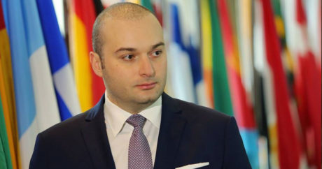 Премьер Грузии: Спикер не мог подать в отставку, находясь с визитом в Азербайджане