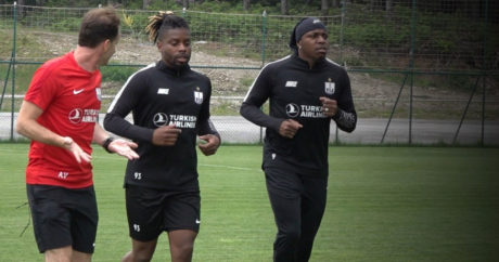 Два футболиста «Нефтчи» покинули лагерь клуба в Турции
