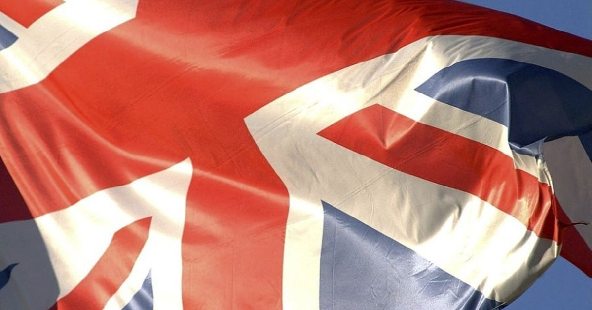 Сша и британия предупредили. Британия и Польша. Польша Франция и Британия. Британский флаг фото. Новый флаг Великобритании.