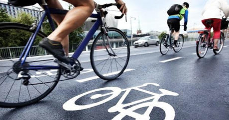 В Баку отметили Всемирный день велосипеда