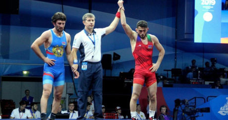 Азербайджанский борец-вольник одержал чистую победу над армянским соперником