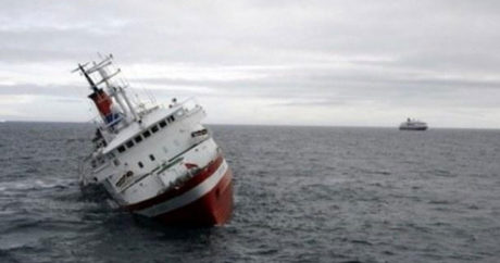 В Турции затонуло судно, есть погибшие