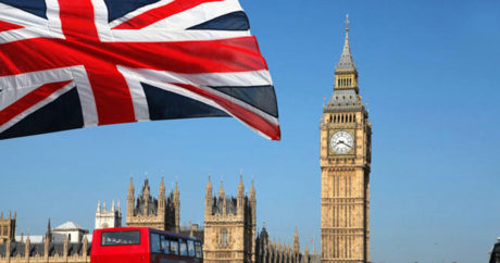 Кандидаты в британские премьеры ведут переговоры об объединении сил