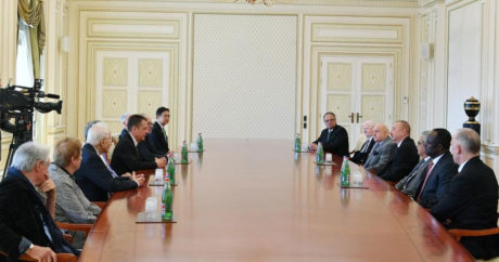 Президент Ильхам Алиев принял делегацию Международного союза архитекторов