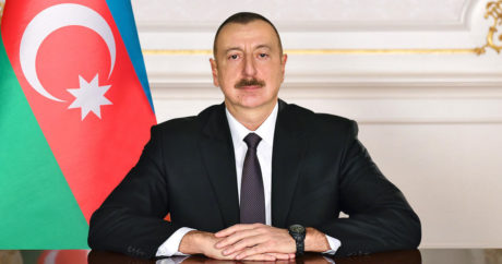 Президент Ильхам Алиев поздравил нового президента Казахстана